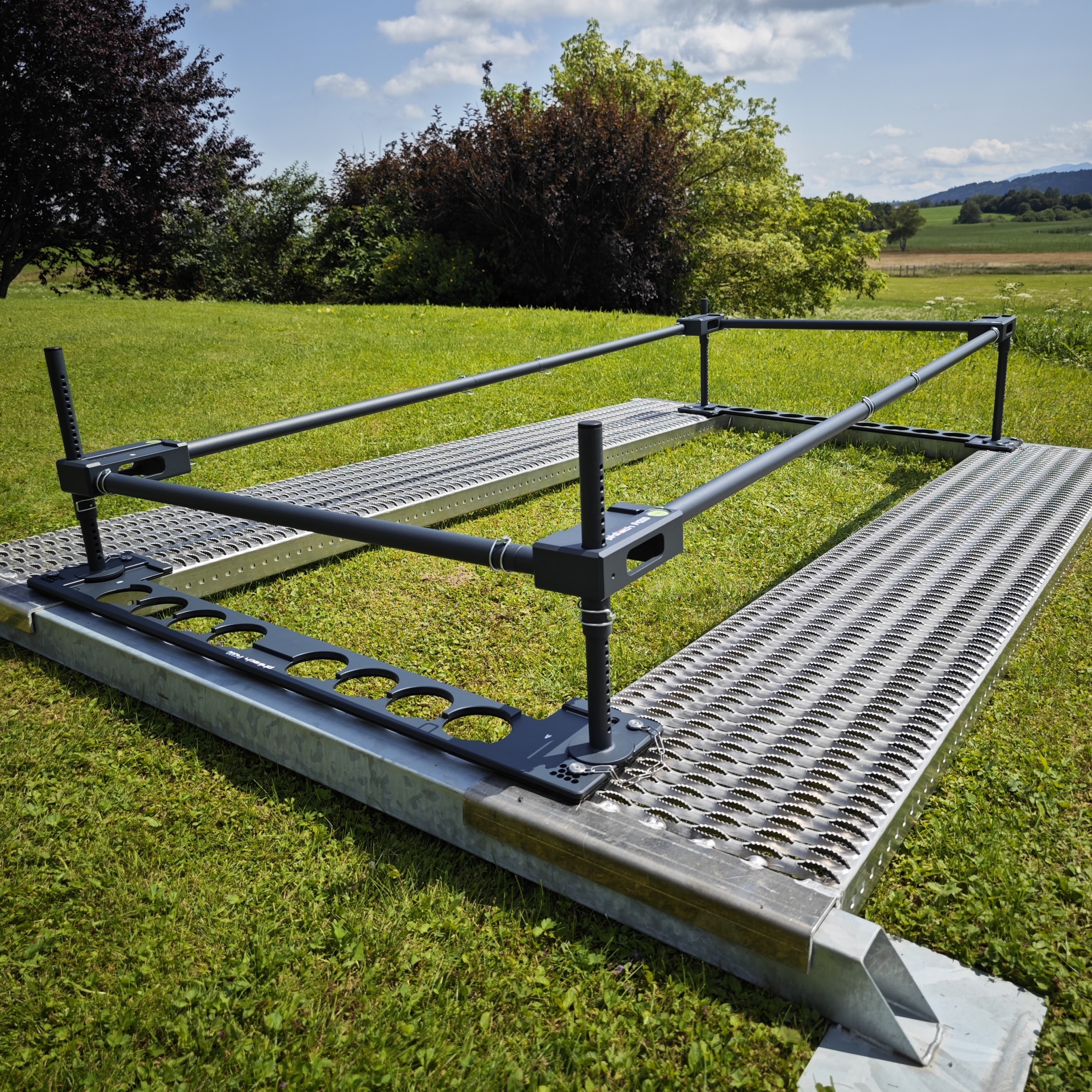 Höhenverstellbarer Unterbau P4200 – Bild 2